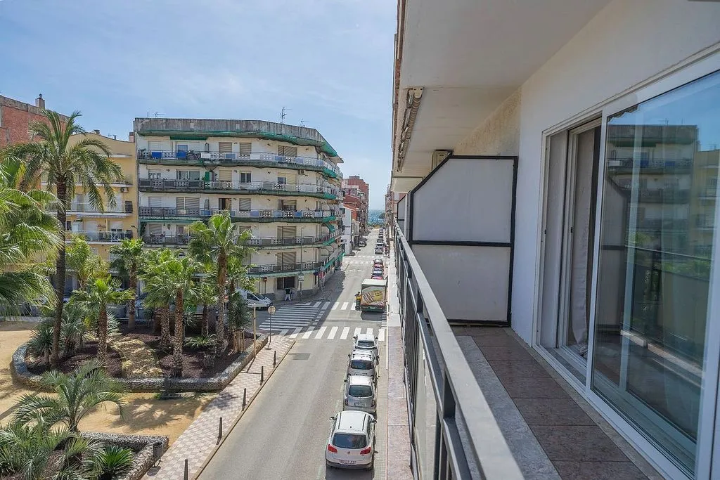 Rõdu - Apartment with Terrace in Centre Pineda de Mar