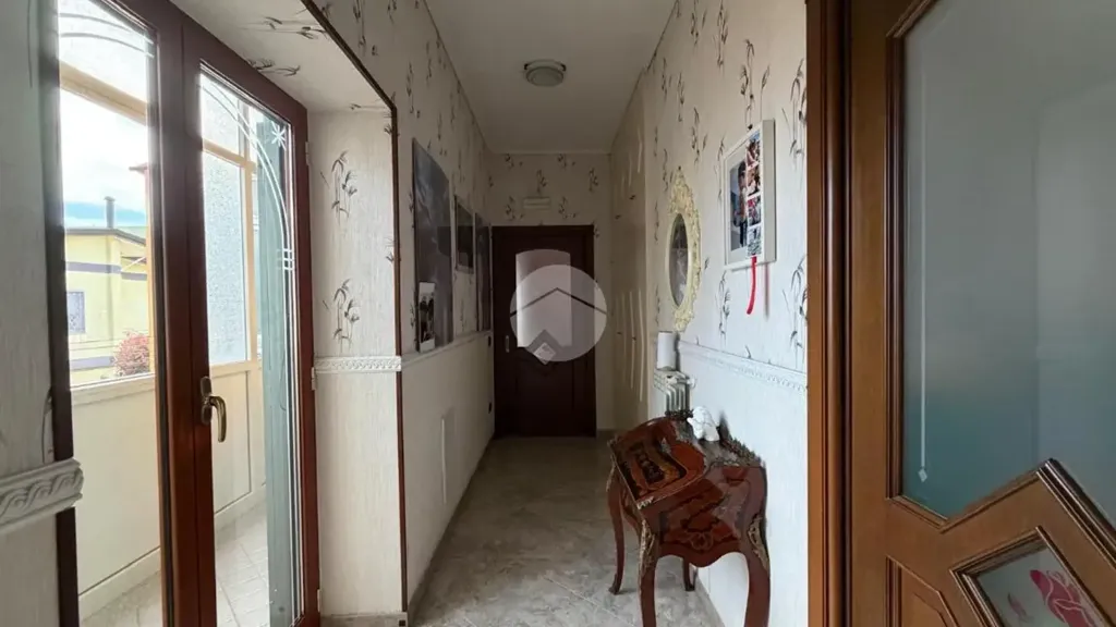 hallway_entrance