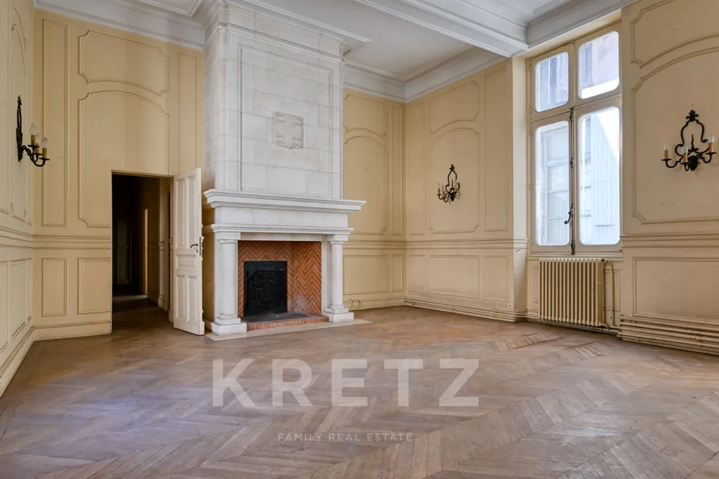 Séjour - Hôtel Particulier Historique avec Patio à Béziers