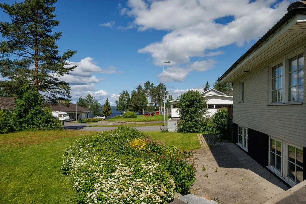 Jardin - Borohus with Sea View in Svartbjörsbyn