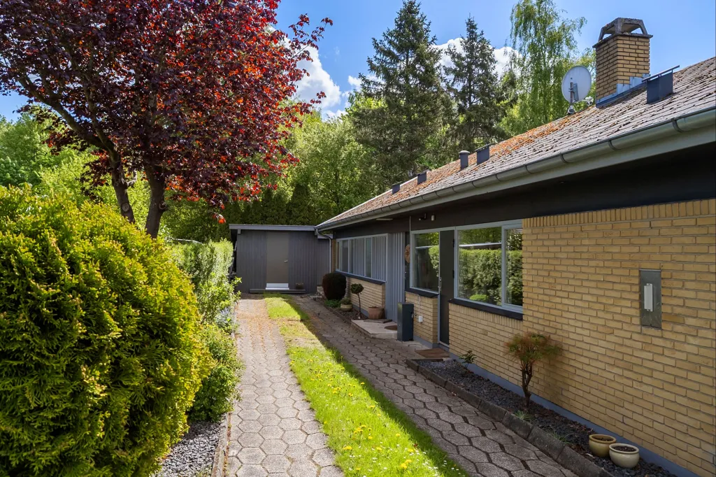 Jardin - Fenced Villa with Garden in Hillerød