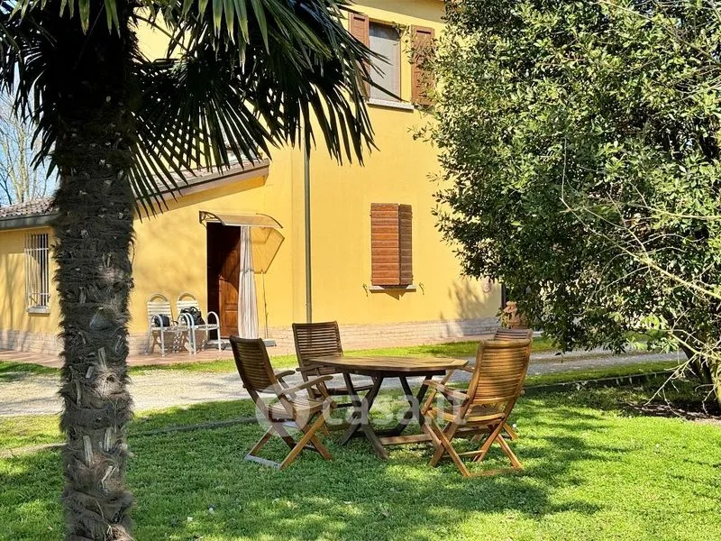 Aed - Rustic Villa with Garden in Ravenna