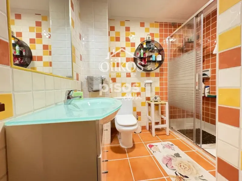 Salles de bain - Ground Floor Flat with Independent Entry in Barrio Blanco