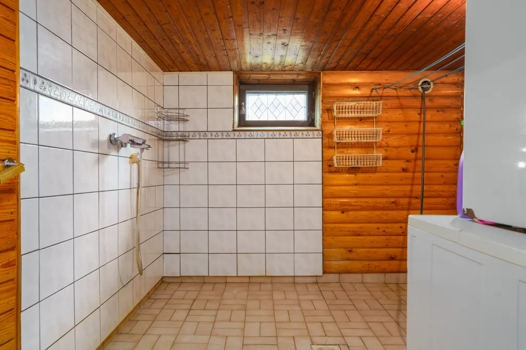 Salles de bain - Detached House with Pool in Kuusto