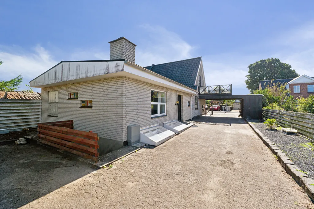 Extérieur - Terraced House with Carport in Brande
