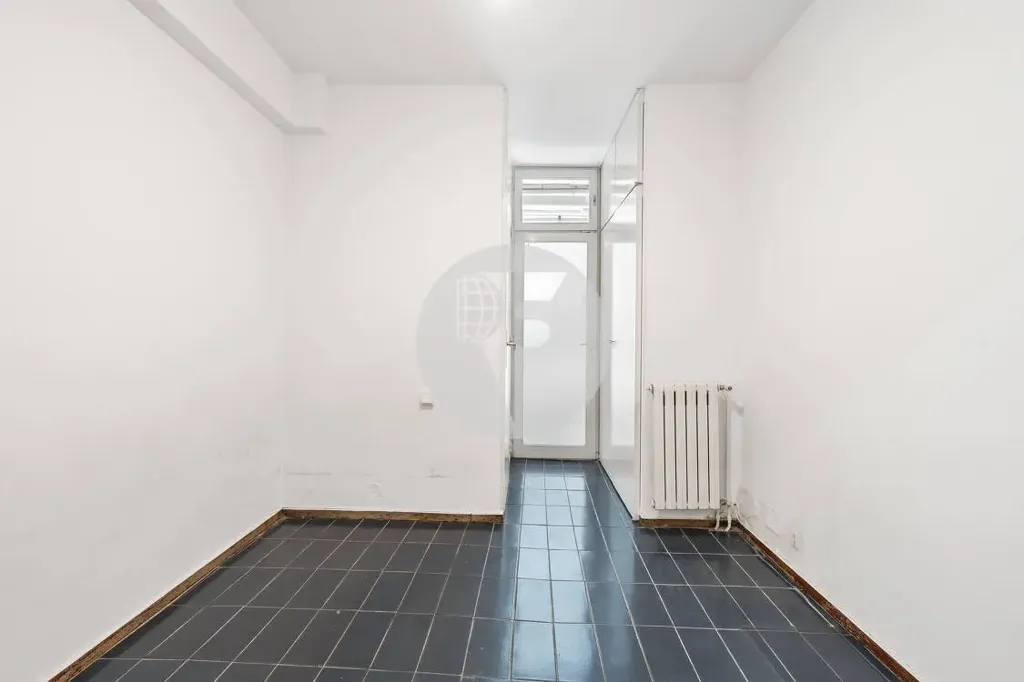Rooms - Spacious Flat with Terrace in Exclusive Barcelona