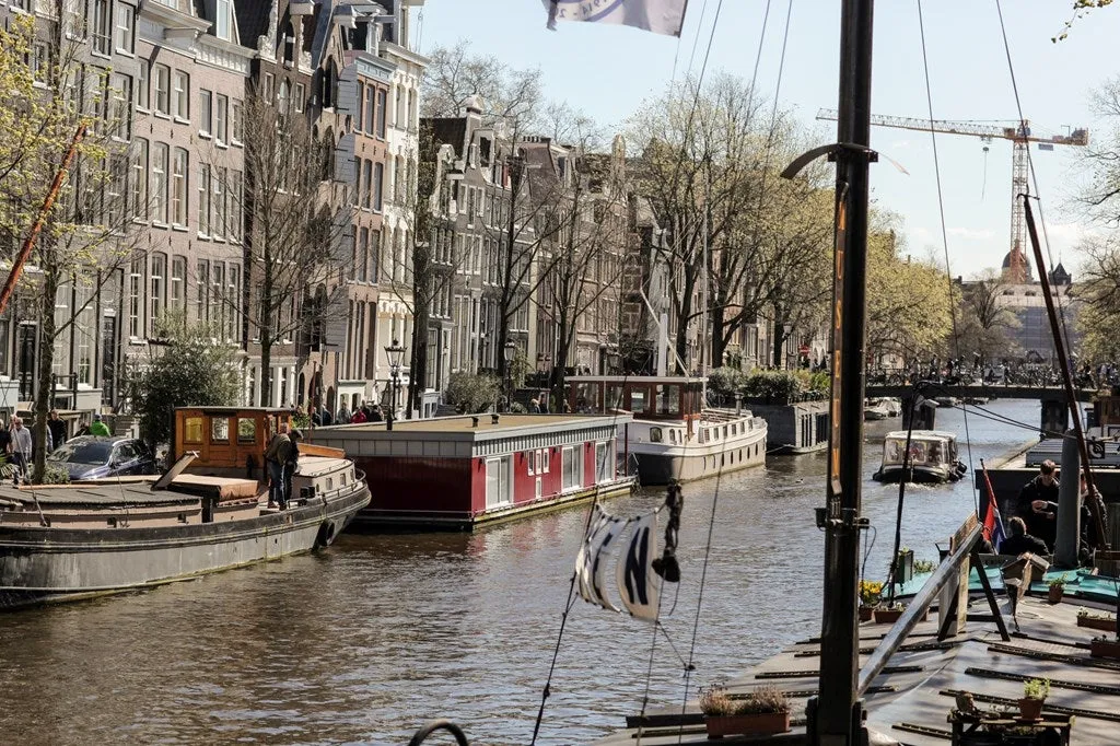 2-toaline korter asukohas Amsterdam