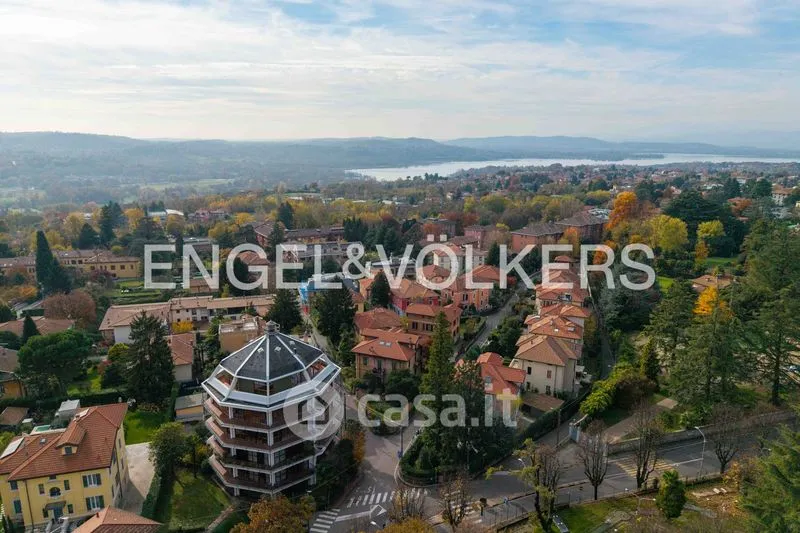 Vista aerea - Octagonal Apartment with Panoramic View in Varese