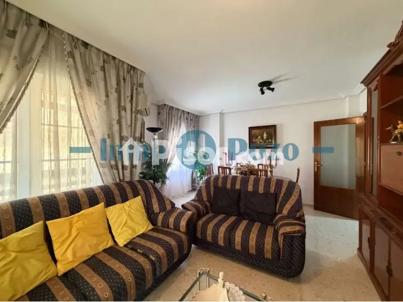 Soggiorno - Spacious Apartment with Balconies in Almendralejo