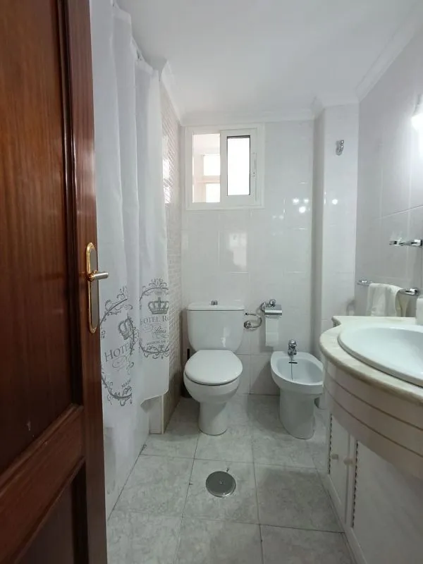 Vannitoad - Furnished Flat with Air Conditioning in Rochelambert
