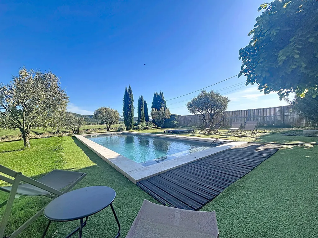 Piscine - Maison avec Piscine et Jardin à Vinsobres