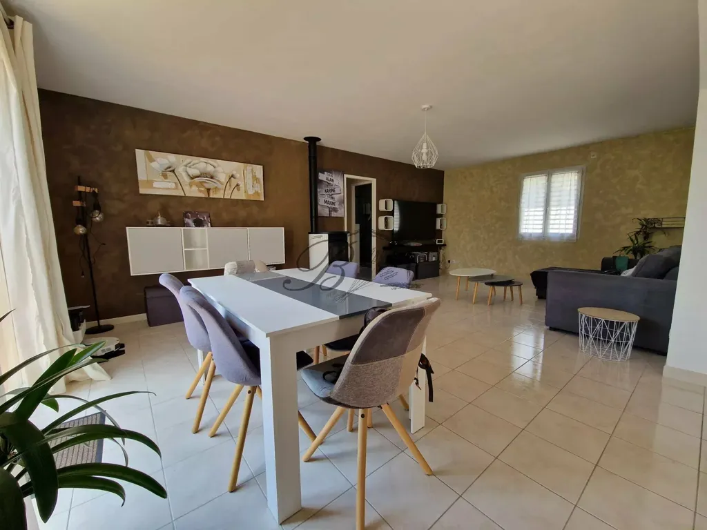 Söögituba - Semi-detached Villa with Pool in La Motte-d’Aigues