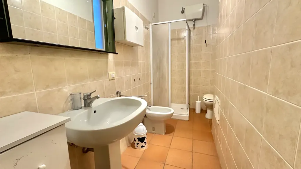 Salles de bain - Three-Bedroom Apartment with Balcony in Florence