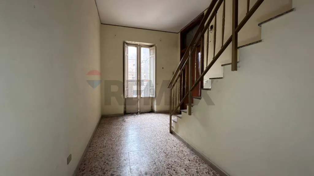 Toad - Apartment with Balcony in Catania Centre