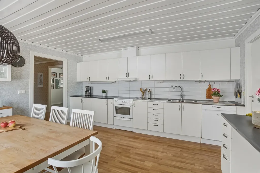 Cuisine - Country House with River View in Vännfors