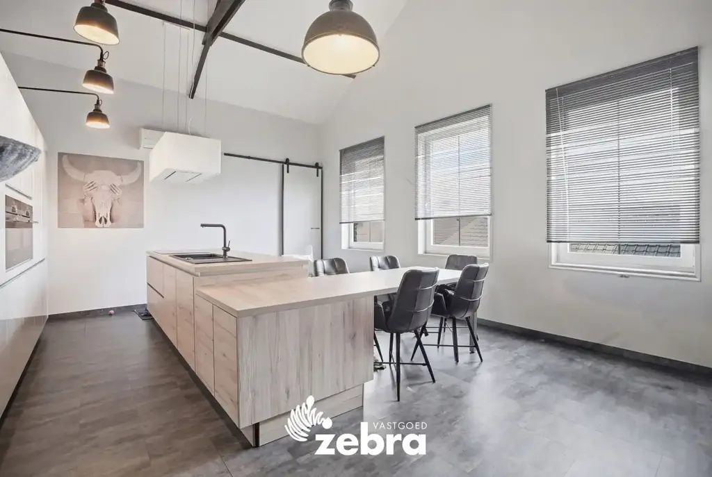 Dining Room - Commercial Property with Private Flat in Pittem Centre