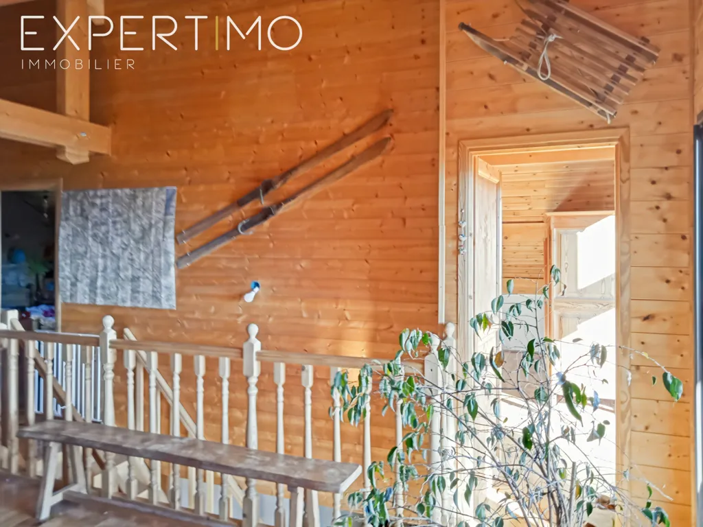 Séjour - Chalet avec Vue Dominante sur les Montagnes près de Gap