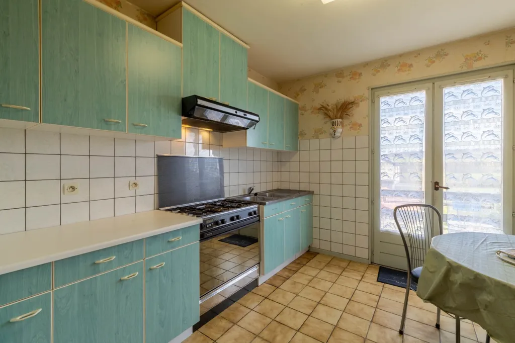 Köök - Detached House with Garden in Elzange
