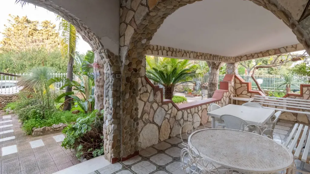 Terrasse - Villa with Garden and Terrace in Carini