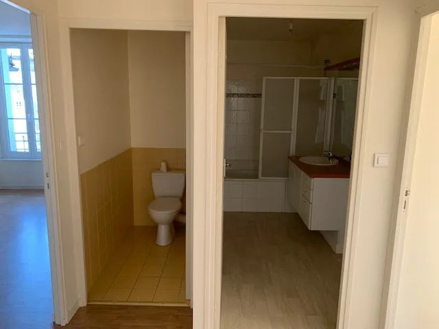 Vannitoad - Flat with Parking near Aurillac Centre