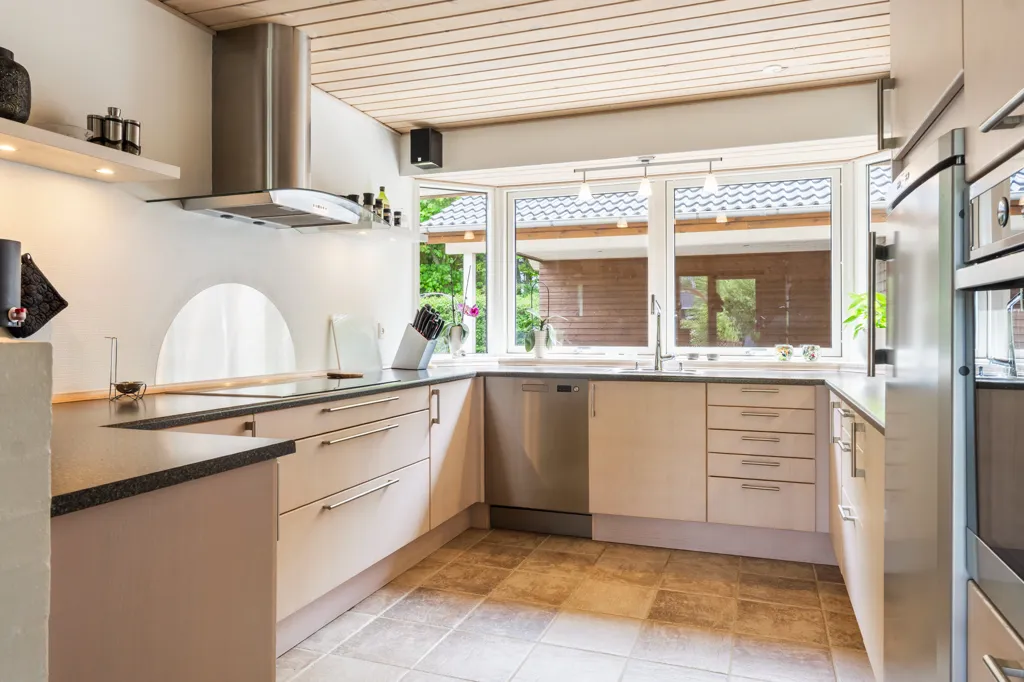 Kitchen - Detached Villa with Garden in Karup J