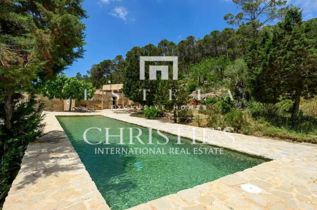 Bassein - Restored Finca with Pool in San Antonio