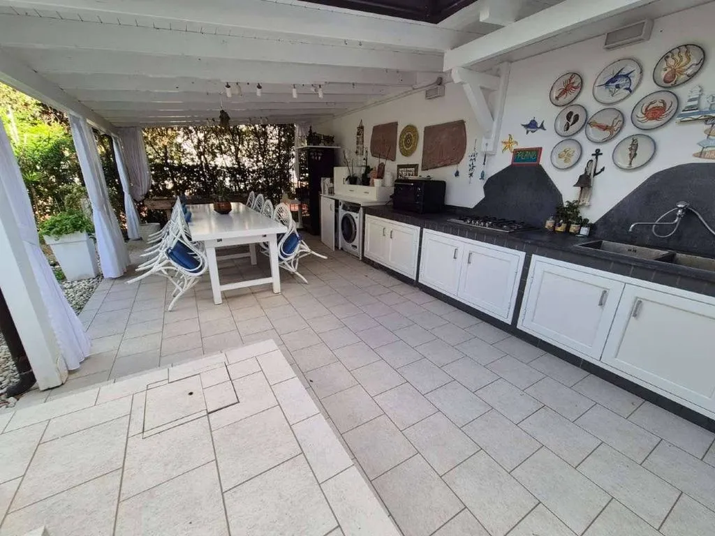 Terrasse - Luxury Villa with Pool in Carini, Palermo