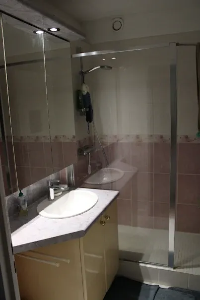 Salles de bain - Appartement 3 Pièces avec Balcon à Soissons