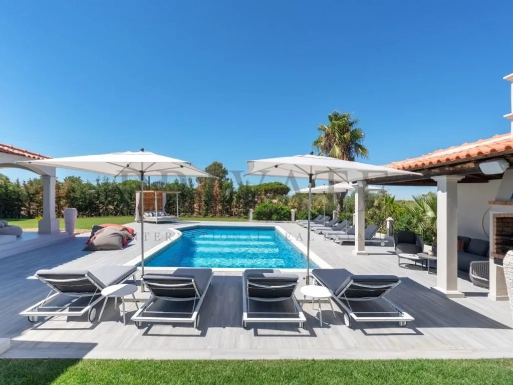 Bassein - Luxury Villa with Pool in Vale do Lobo, Algarve