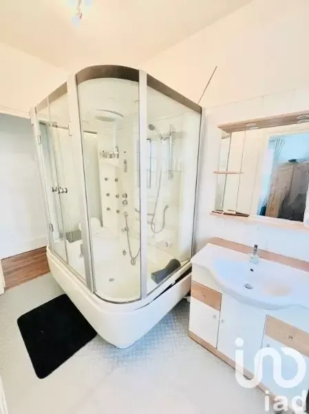 Salles de bain - Maison d'Architecte avec Vue Panoramique à Creil