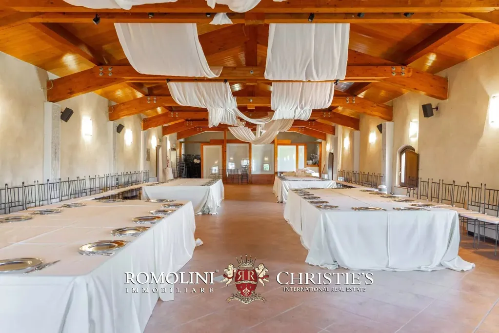Söögituba - Historic Estate with Castle in Umbria