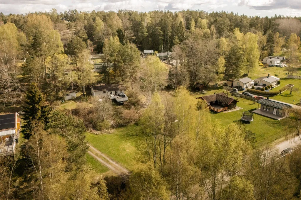 Vista aerea - Cottage with Garden in Skälsmara