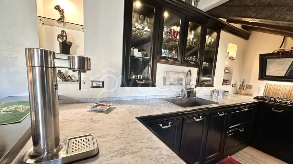 Cuisine - Quadruplex with Rooftop Terrace in Trieste