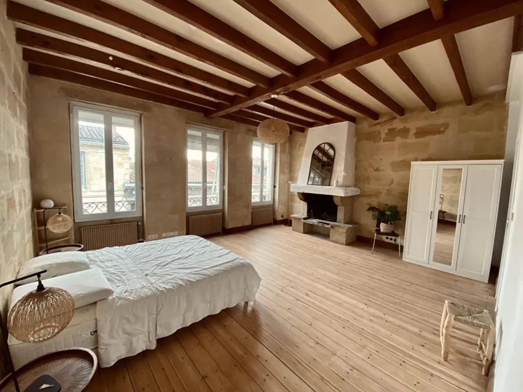Bedrooms - Luxury House with Garden in Bordeaux
