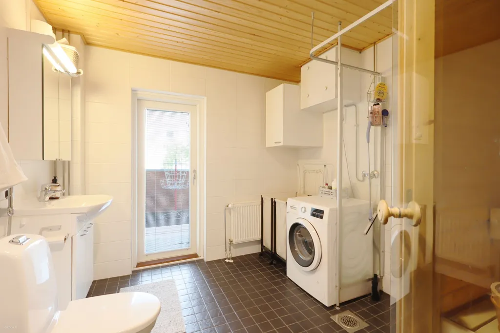 Salles de bain - Modernised Apartment with River View in Turku
