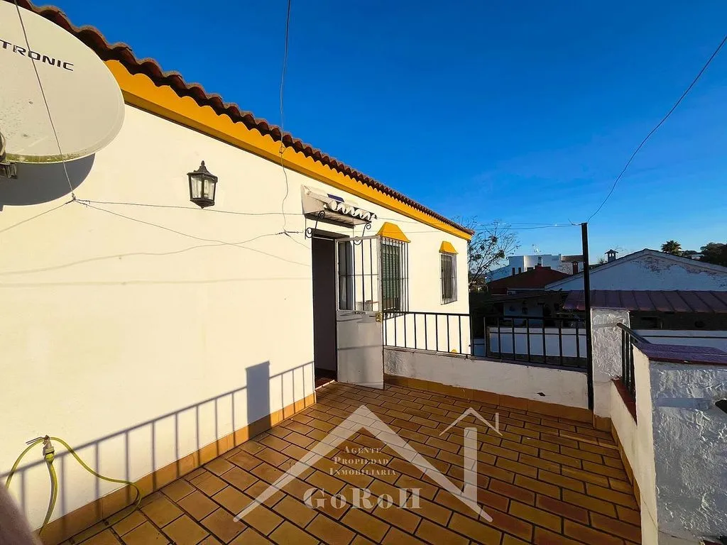 Terrasse - Villa with Pool in La Colinas, Seville