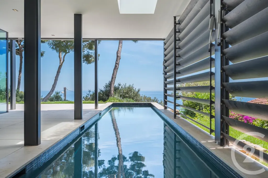 Piscine - Villa Contemporaine avec Vue Mer à Èze