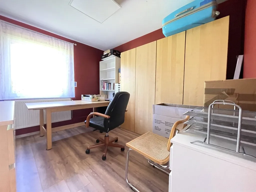 Office - Renovated House with Garden in Limelette