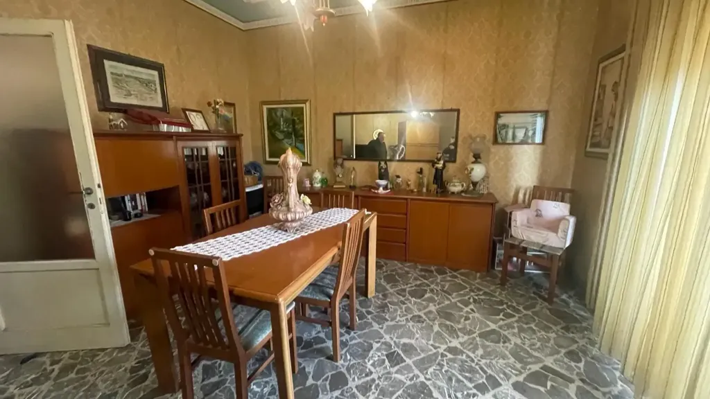 Salle à manger - Quadrilocale with Balcony in Siracusa