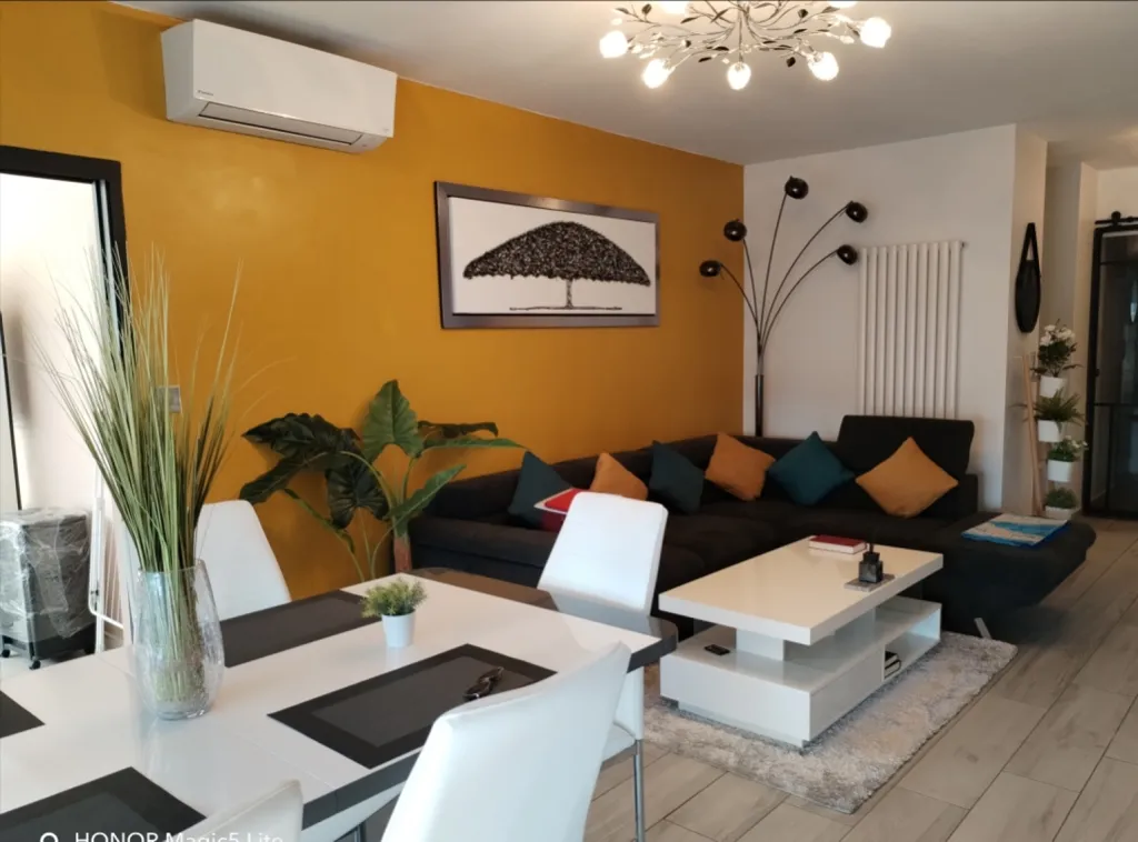 Appartement 5 pièces à Nîmes