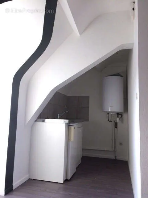 Cucina - Income-Generating Building with Parking in La Ferté Bernard