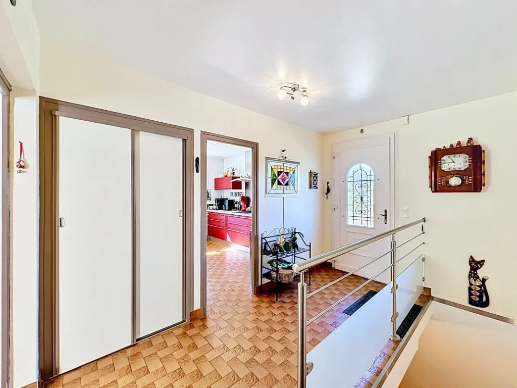 hallway_entrance