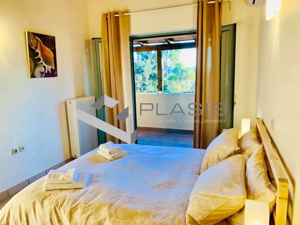 Bedrooms - Detached House with Pool in Anavyssos