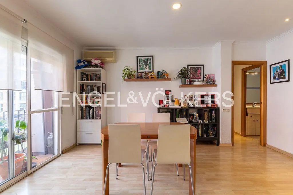 Söögituba - T2 Flat with Balcony in Valencia