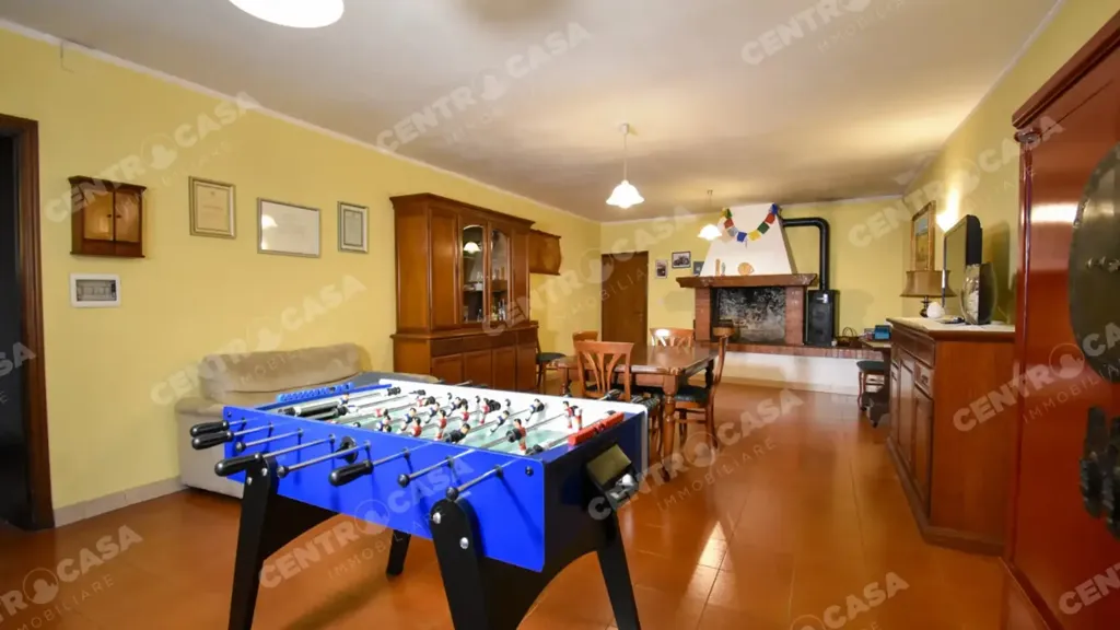 Séjour - Independent House with Large Storage in Legnago