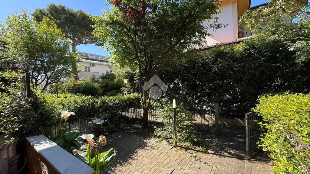 Aed - Trilocale with Private Garden in Cervia