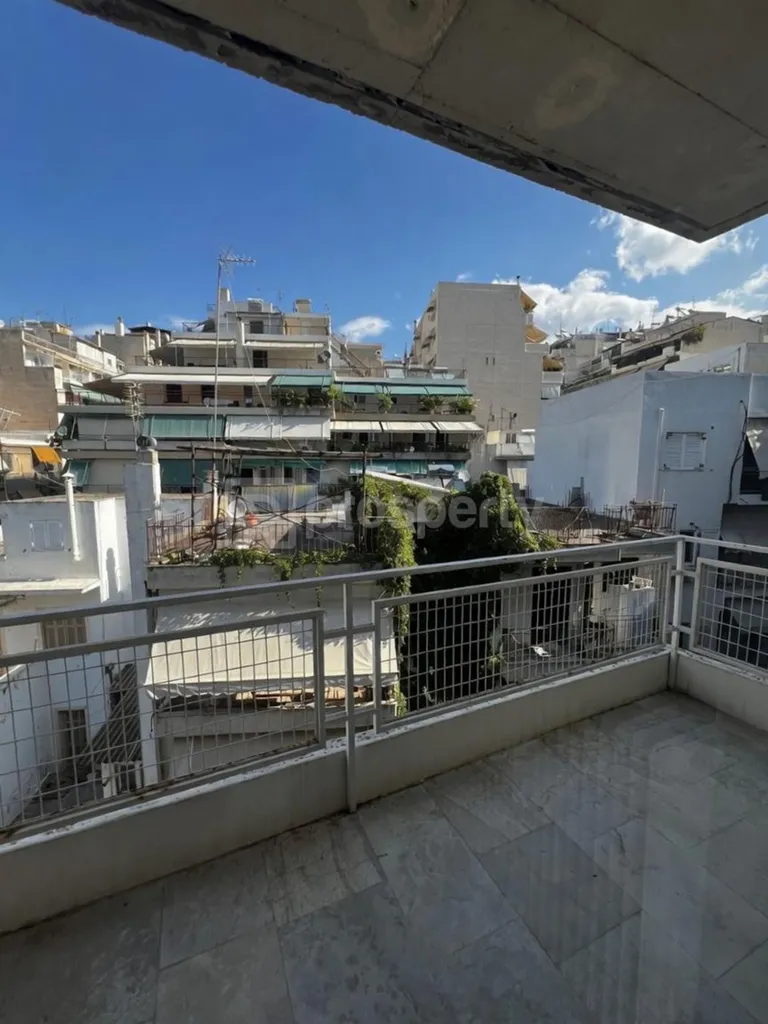 Balcony - City View Flat in Zografou, Athens