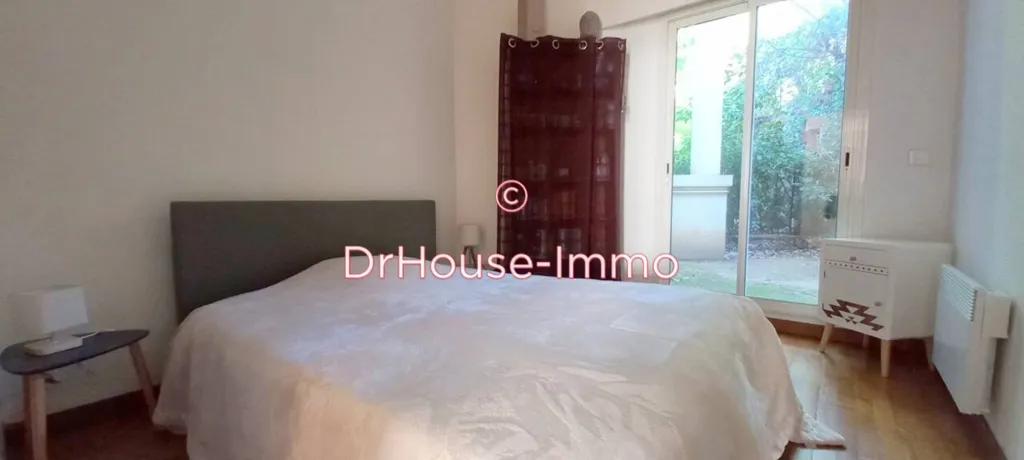 Bedrooms - Bright 3-Bed Apartment with Terrace in Nice