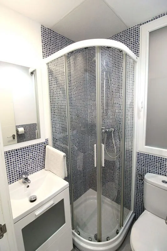 Vannitoad - Amueblado Studio with Air Conditioning in Cuatro Caminos