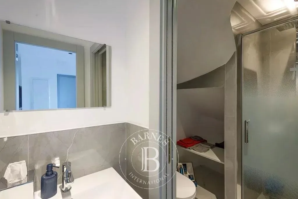 Salles de bain - Appartement Luxe avec Vue Mer à Tourgeville